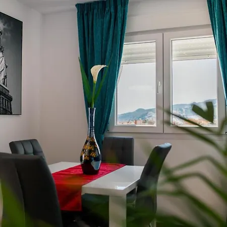 Apartamento Tuttifruttiaapt